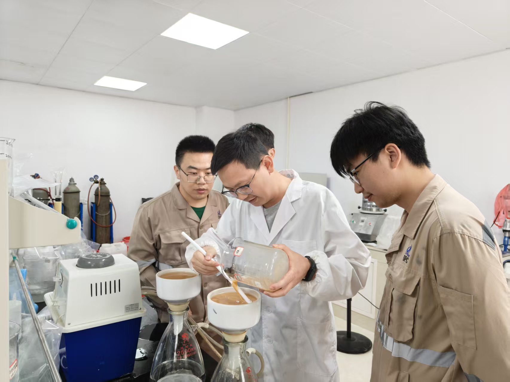 �����ҵ��������������������·����&ldquo;�&rdquo;�뻨����ca88�ٷ�Ψһ��վ�ҵ�з���90�󹤳�ʦ����